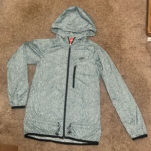 Nike Windbreaker Jacket - Women’s xsmall